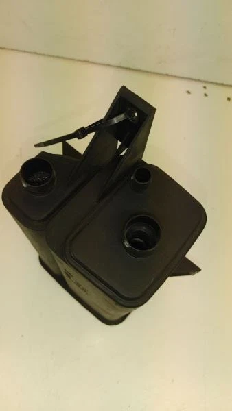 BMW X5 2002 bote de carbón Foto 3 de 4