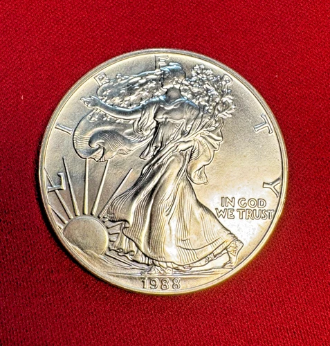 1988 American Silver Eagle 1 Troy Oz. .999 Fine One Dollar BU Uncirculated Coin
