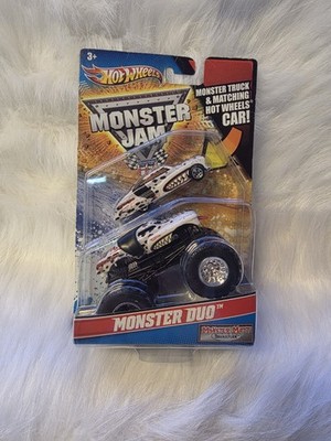 2010 Hot Wheels Monster Jam Monster Duo Monster Mutt Dalmatian