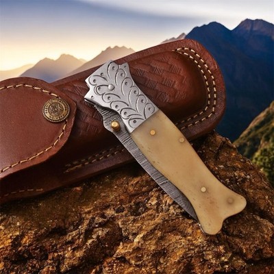 USA Best Handmade Damascus Steel Folding Blade Knive Pocket Knife Camel Bone