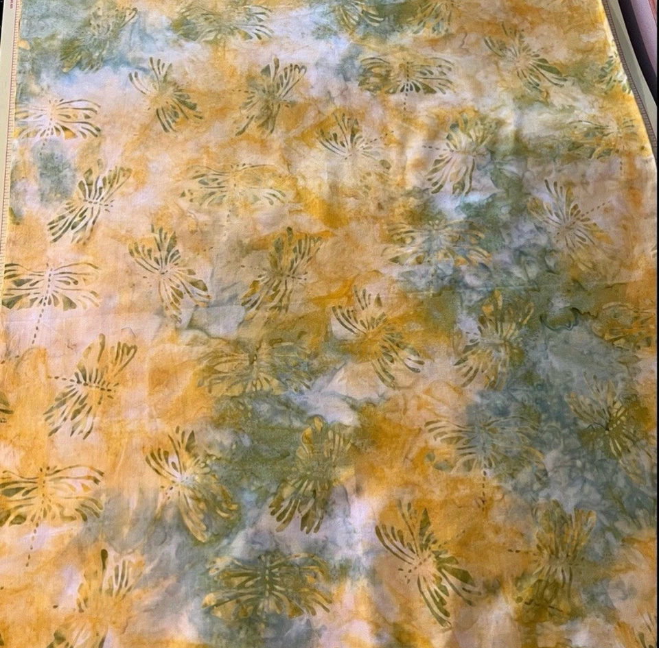 Benartex Bali Batiks “In the Garden Balis” – Tela Mariposa – 1 Yarda 45” Ancho Foto 3 de 4