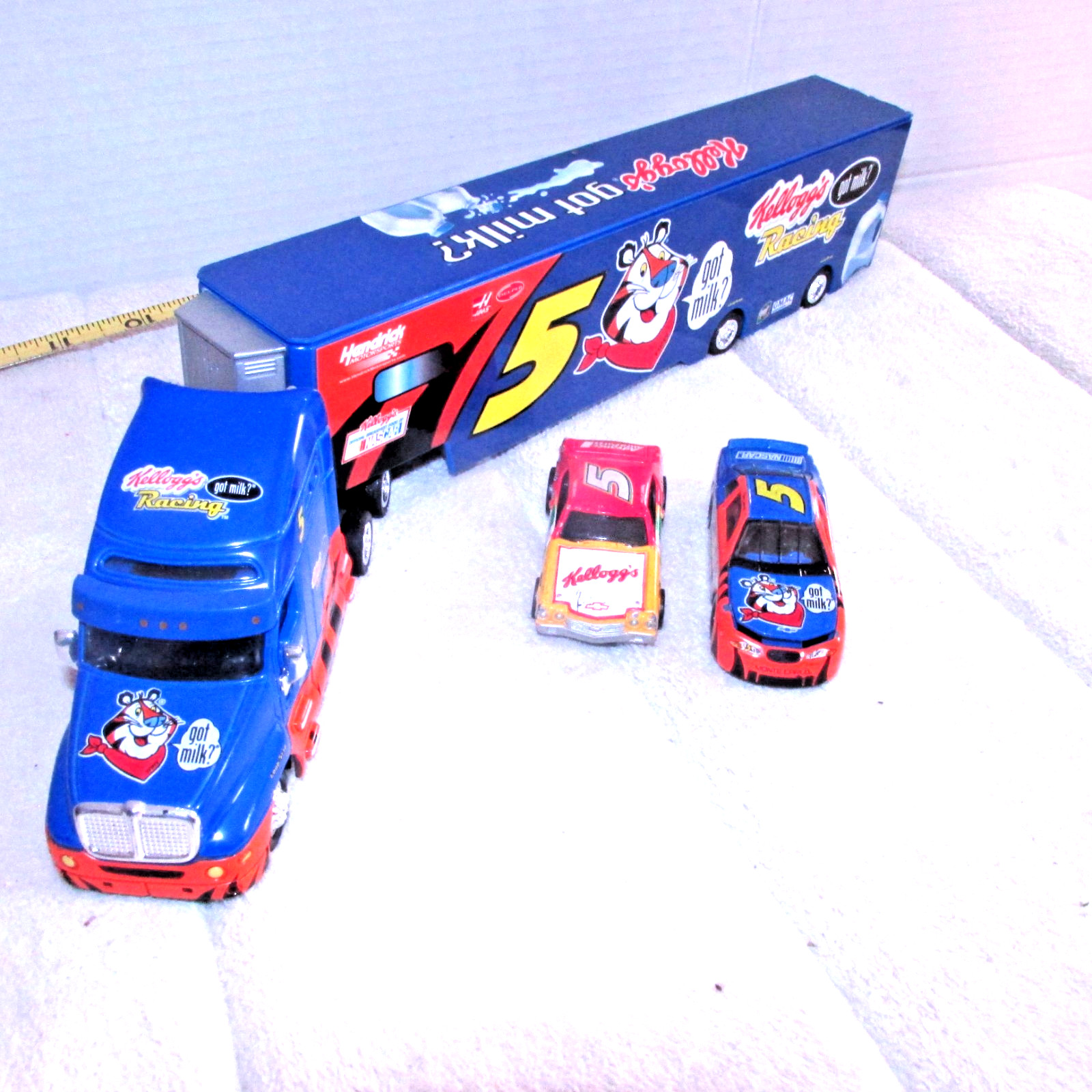 Hendrick Motors Diecast Kellogg's Racing Got Milk? #5 Toy Semi-Truck Nascar 14"