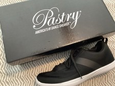 Women  s Pastry Dance Sneakers In Black Mesh With White Bottom 11