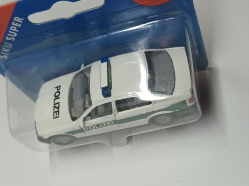 BMW série 3 320 Polizei Siku 1352 - Imagen 3 de 5