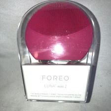 FOREO LUNA mini 2 F5494 T-Sonic Facial Cleansing Massager - Fuchsia NEW