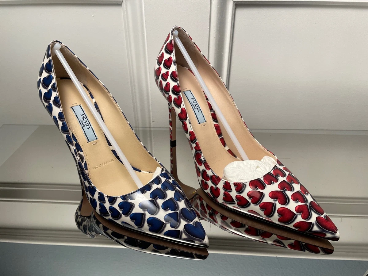 Prada vernice deals shoes
