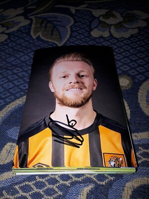 Signiertes Foto Max Clark Hull City NEU