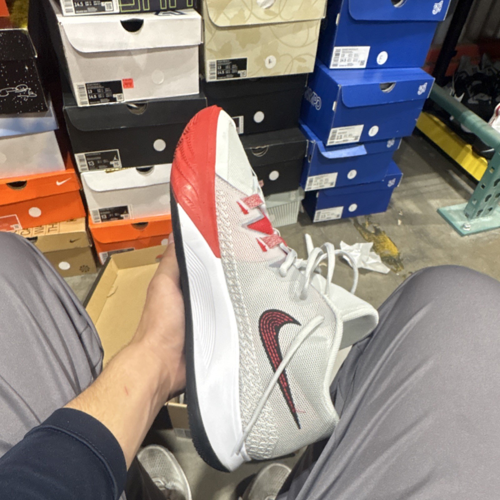 Nike Kyrie Flytrap VI Photon Dust/University Red … - image 5