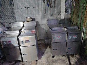 PITCO RTE14S & RTG14S RETHERMALIZER PASTA BOILER COMMERCIAL GAS ELECTRI LOT OF 4