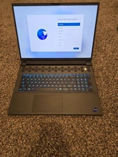 Alienware M18 R2  i9-14900HX | RTX 4070 32 GB RAM | 1 TB SSD