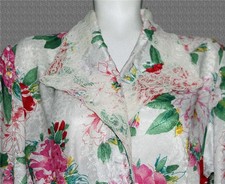 VTG Victoria's Secret Floral Lace Collar Cuffs Attached Tie Wrap Long Robe Wm PS