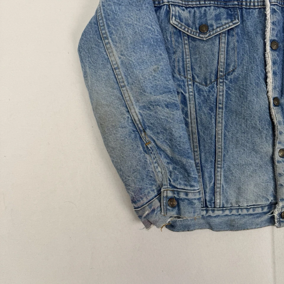 Levi's Trucker Jacket, photo 2 of 5