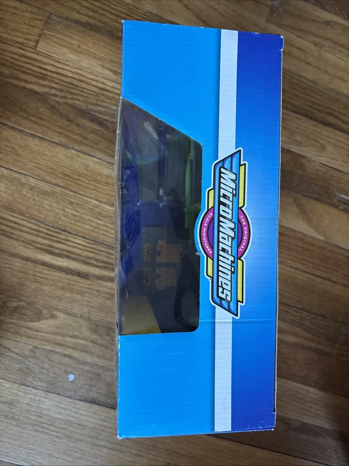 Micro Machines Gas N’ Go Kids Toy - Image 2 of 4