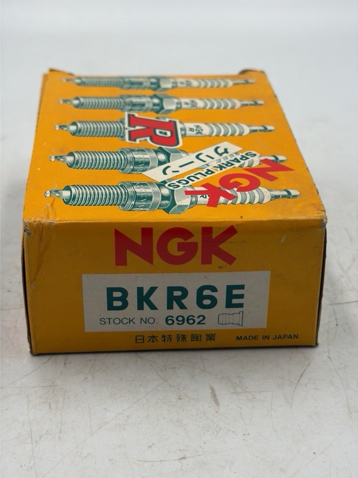 NGK BKR6E spark plug 14mm 19mm 3/4 resistor copper core 10 pc NEW