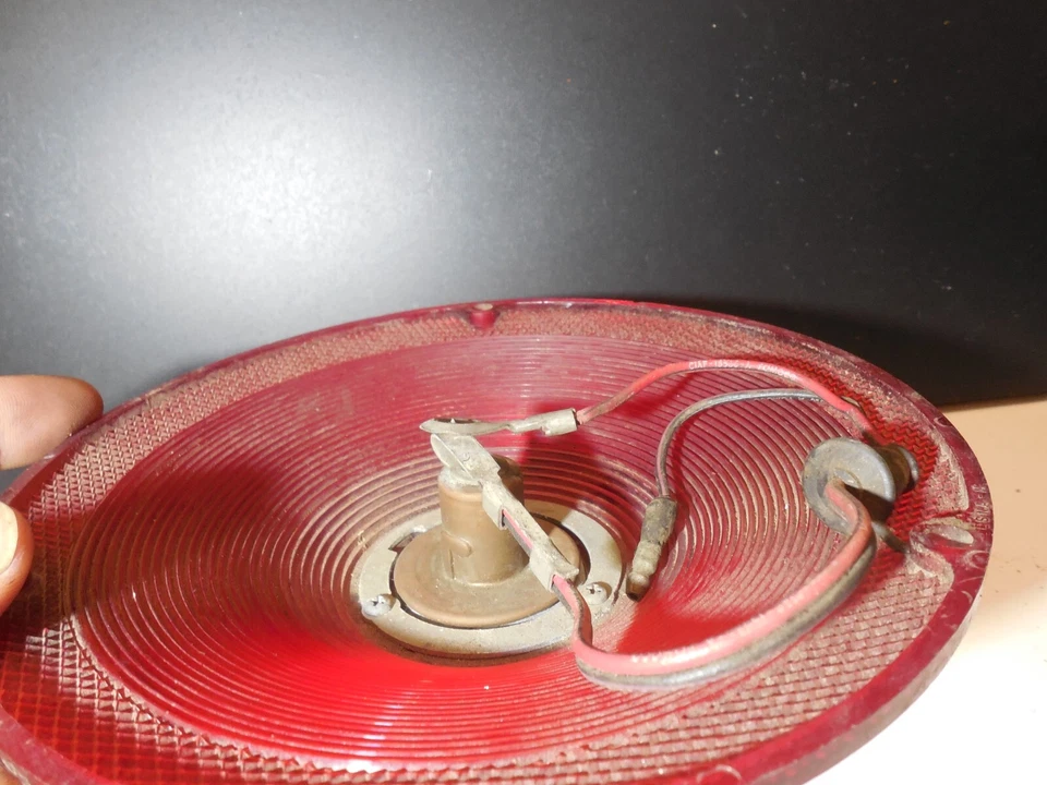 Объектив заднего фонаря в сборе FRST-6IA 1961 Ford Fairlane - Изображение 4 из 4