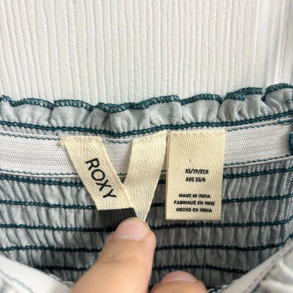 Roxy Smocked Wide Leg Jumpsuit Size XS Teal Floral Pattern Beachy Boho Coastal - Image 3 of 4