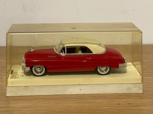 Solido Coche BUICK SUPER 1950 Red Ref. 4512 1:43 die-cast metal 1/43 - Imagen 2 de 3