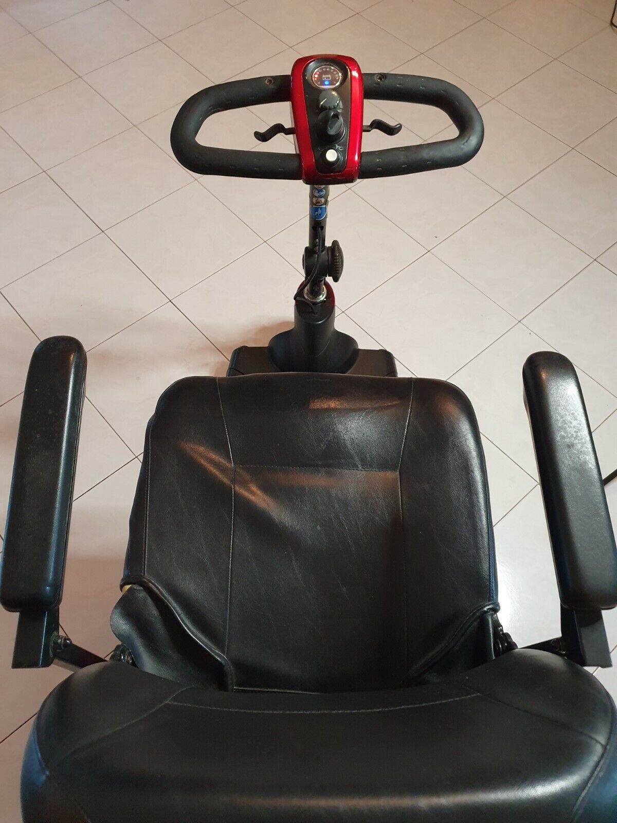 Foto 4 di 4