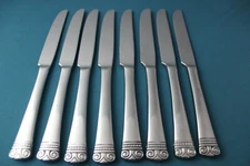 8 Dinner Knives Solid Oneida MELODIA 18/10 Stainless Indonesia 9 1/2"