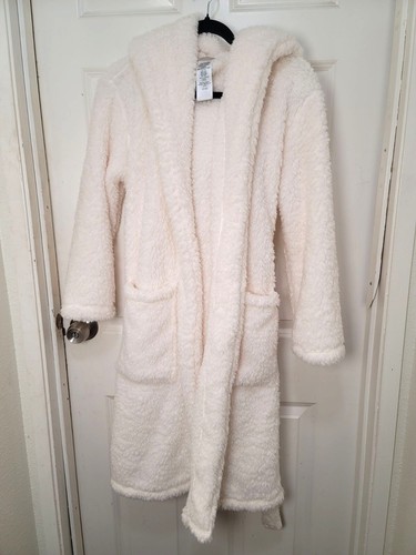 Pottery Barn Teen Hooded Plush Fleece Bathrobe Belt & Pockets - Picture 2 of 13