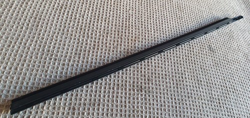 Vauxhall Opel Astra H Mk5 Driver Right Upper Front Door Window Waist Moulding - Picture 4 of 10