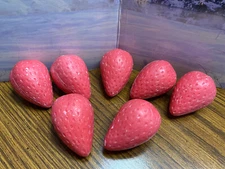 Vintage AVON SOAP STRAWBERRY GUEST SOAPS Lot 7 New Old Stock 2 oz bars