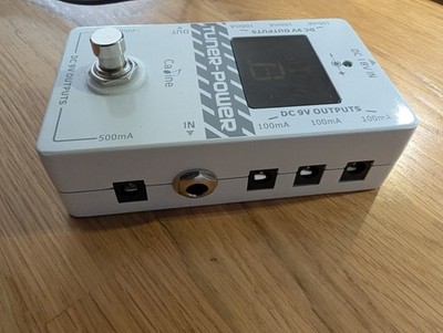 Caline Tuner & Power Supply  ( Fußschalter Stimmgerät für Gitarre )