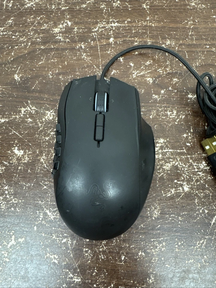 Razer Naga Chroma RZ01-0161 RGB Wired Gaming Mouse – Tested & Working - Image 2 of 4