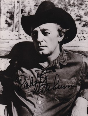 Robert Mitchum Originalautogramm auf Großoto