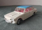 ORIGINAL VINTAGE DIECAST DINKY TOYS 135 TRIUMPH 2000 CAR TWO TONE 1960s