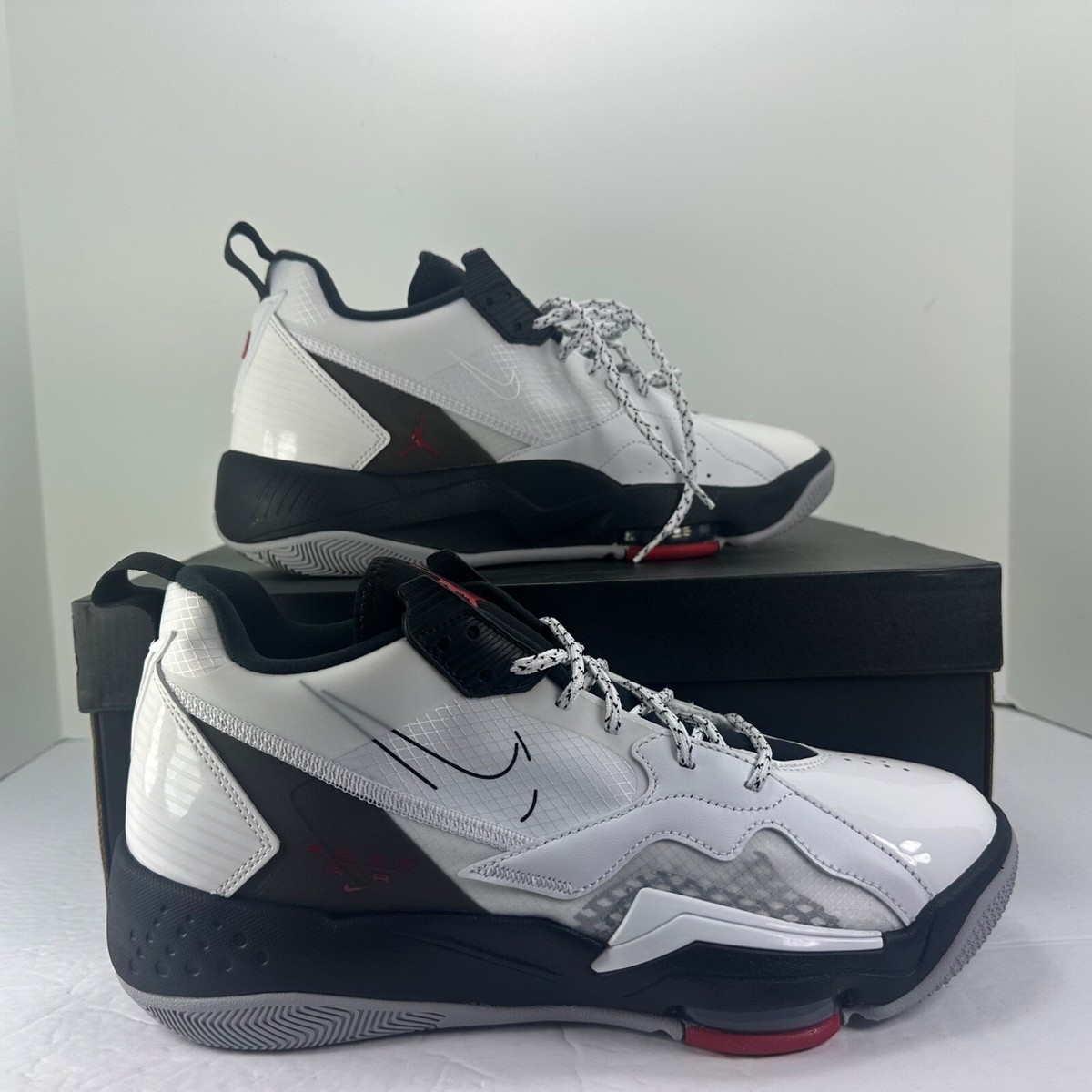 【NIKE】Jordan Zoom 92 Amazon.com | Air Jordan Men's Zoom 92 Basketball Sneakers