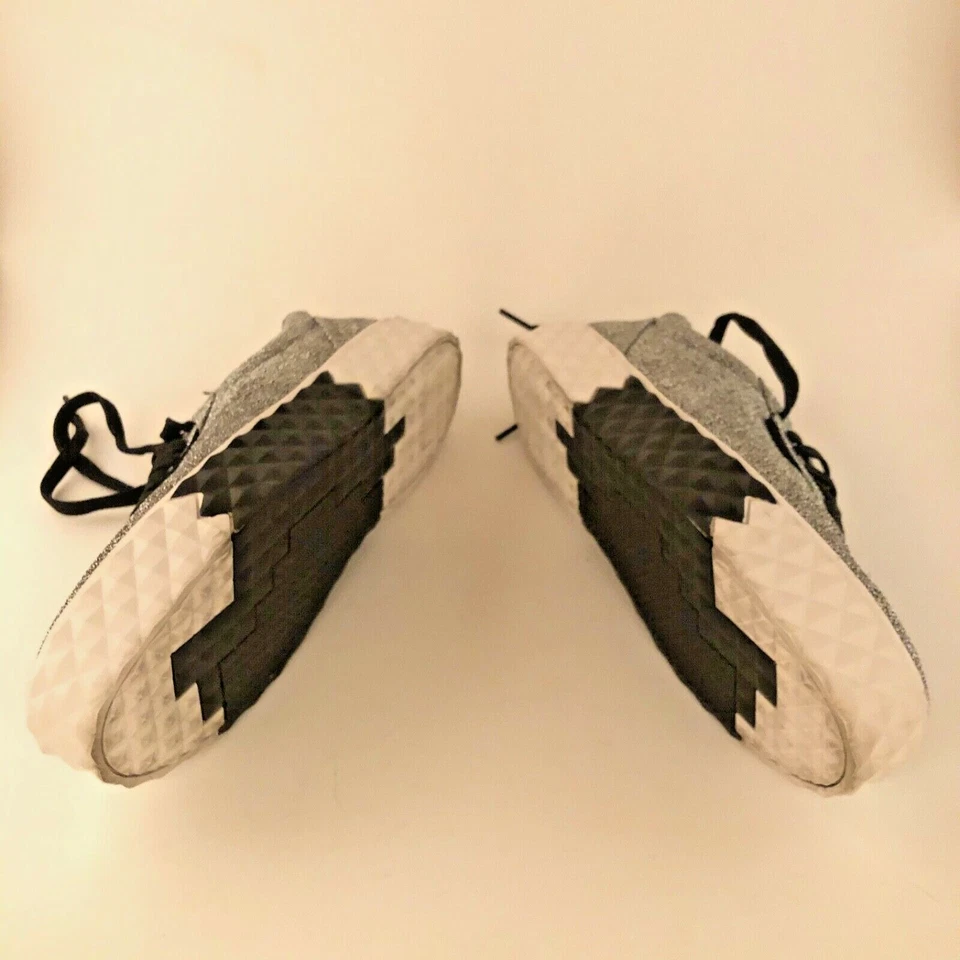 Kendall+Kylie kkReign4 glitter silver white and black platform sneaker MSRP $135 - Image 4 of 4