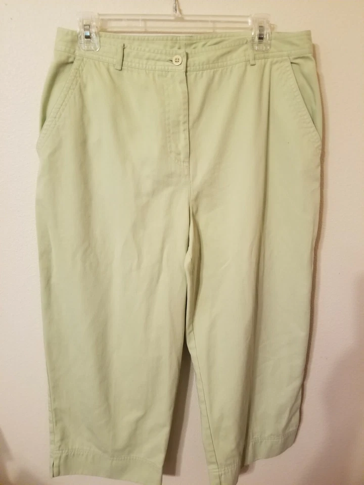 Studio Works Mujer Talla 10 3 Bolsillos Capri 32 W 33 L Hendidura Piernas 22 Entrepierna Foto 4 de 4