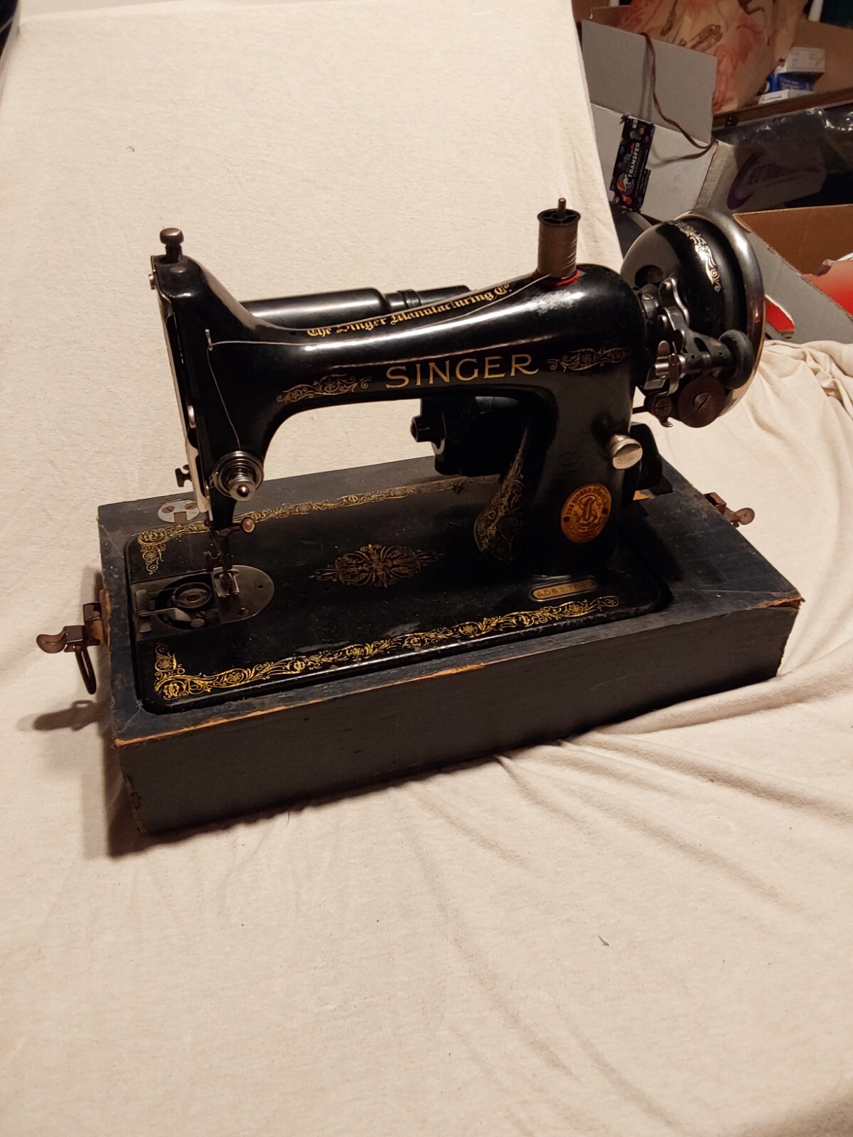 Vintage 1935 Singer Sewing Machine, Model99, Original Case & Speed