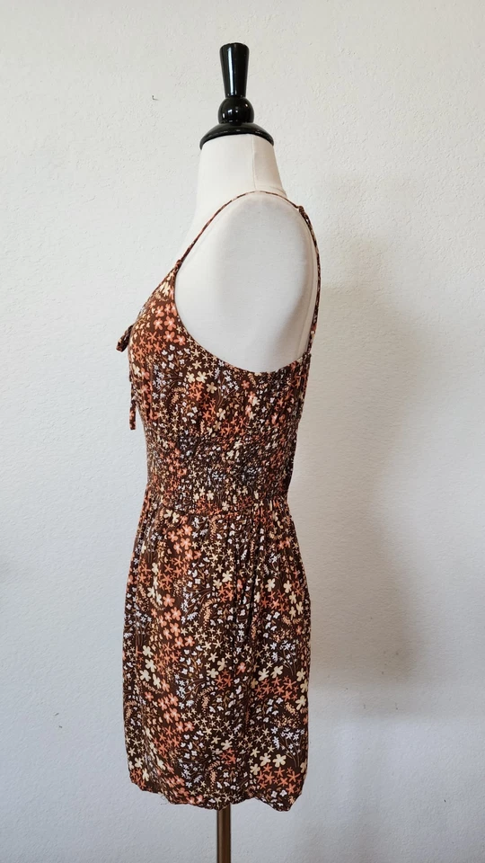 Mameluco Urban Outfitters Talla Pequeña Retro Floral Bolsillos Campesino Boho Cottage Foto 2 de 4