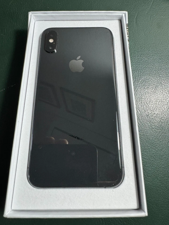 Apple iPhone XS - 64GB - (Sbloccato) Nero  - Immagine 2 di 3