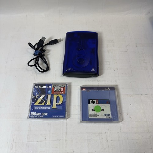 Iomega Zip 100 30957900 Z100USBS USB Powered External Drive w/ 2 Disks 100MB