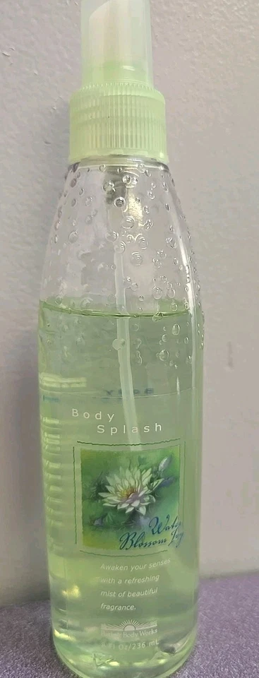 Water Blossom Ivy 8 oz Body Splash Bath & Body Works (USADO) Foto 2 de 4