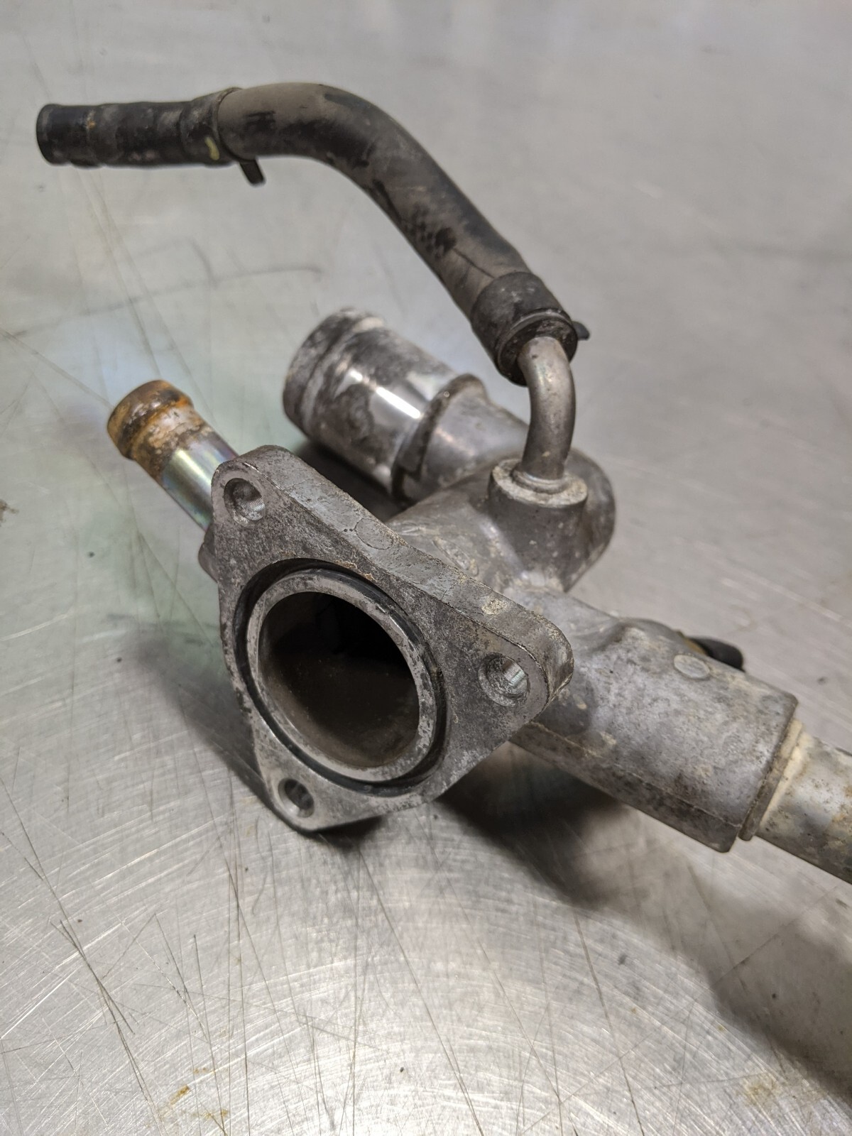 kia-forte-oem-engine-coolant-water-outlet-housing-assembly-contro-25600