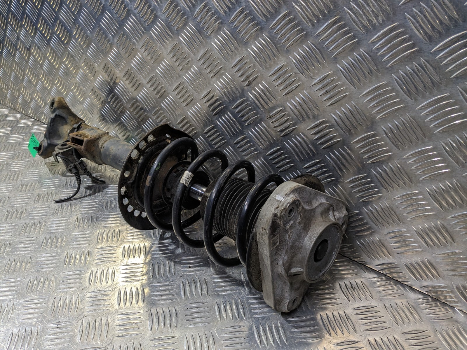 Mercedes-Benz E Class W212 Front Right Shock Absorber A2123204013  