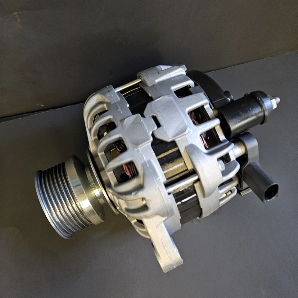 2015 to 2021 Isuzu NPR-XD L4 5.2Liter 140Amps 4HK1 Alternator Oem Reman by Rvv - Image 3 of 4