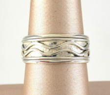 .925 Sterling Silver Spinner Ring Band Wavy Design size 7.25