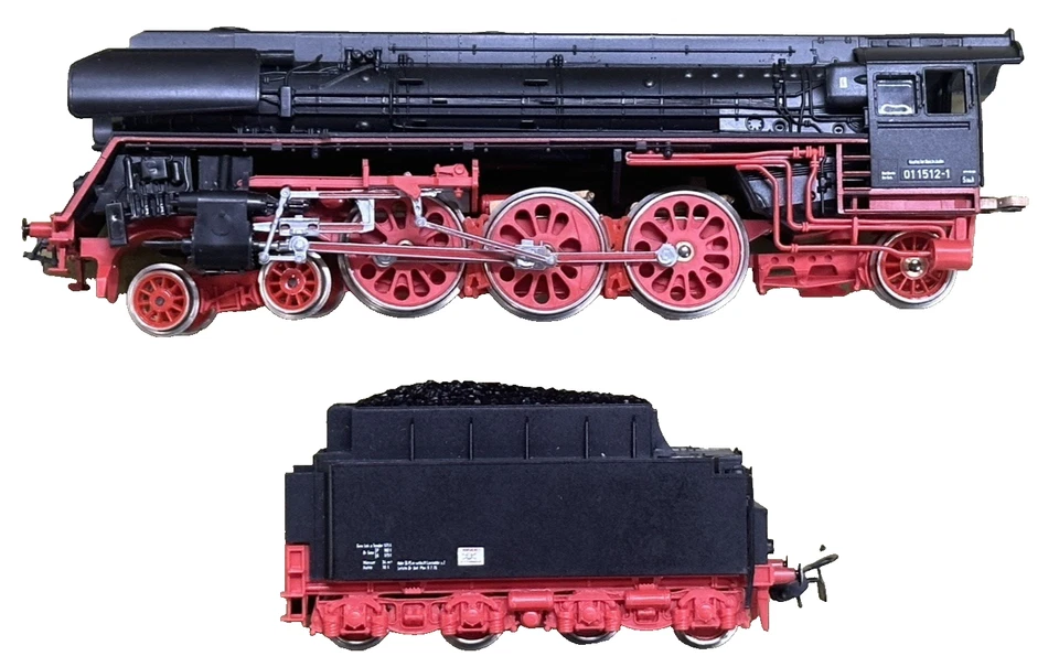 VERY CLEAN PIKO HO BR 01.5  4-6-2 EXPRESS TRAIN (SCHNELLZUGLOKOMOTIVE)-FREE SHIP - Image 2 of 4