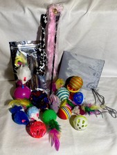 Lot of Cat Toys New and Used 17 Pieces Assorted Sizes and Colors With Bag