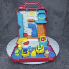 Lakeshore Robot Workshop Toy Shop Playset Carry Case 7 Figures Bins Robots