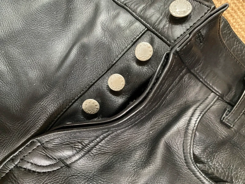 Schwarze Lederhose Bockle Größe 31 - kaum getragen - neuwertig - Bild 4 von 4