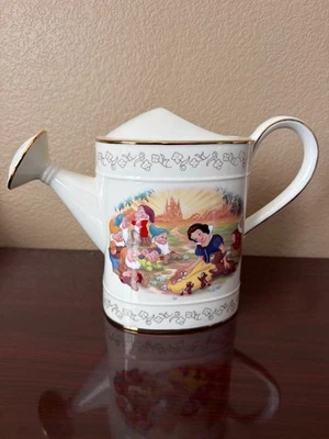 2001 Lenox Disney Snow White Seven Dwarfs Watering Can Fine Ivory China - Image 1 of 4