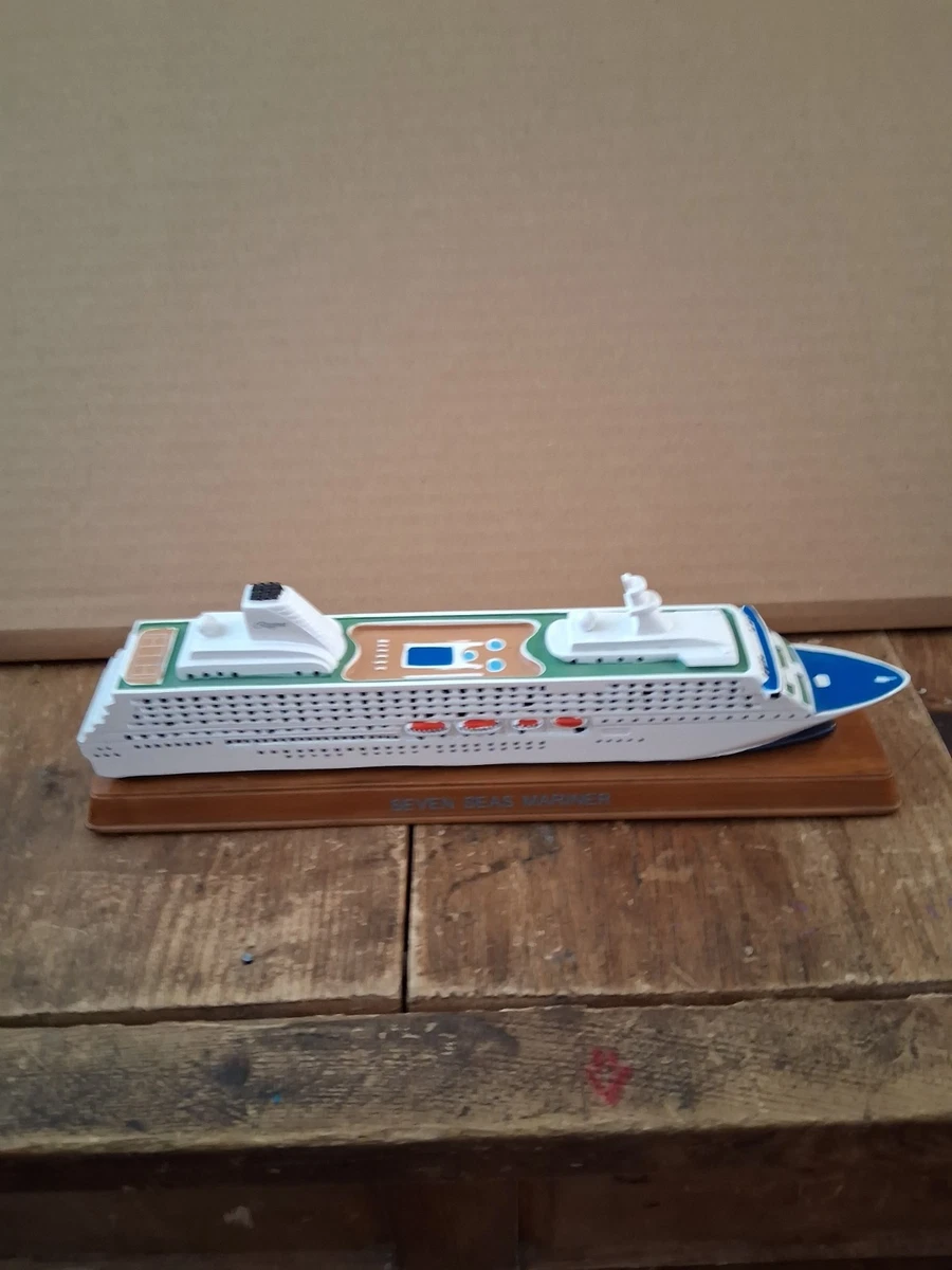1 1250 Ship Models In other Cruise Ship & Ocean Liner Collectibles