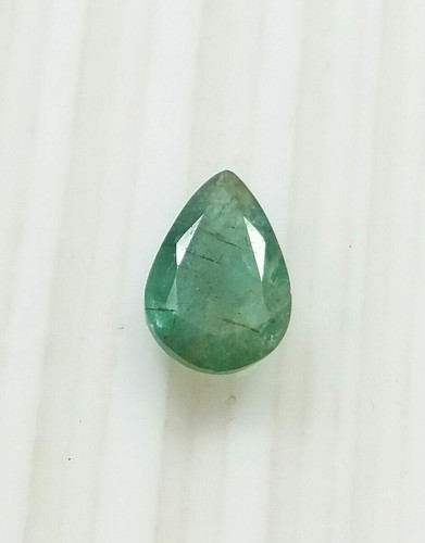 Gemas sin tratar de buena calidad de esmeralda de Zambia verde rico corte per... - Imagen 8 de 9