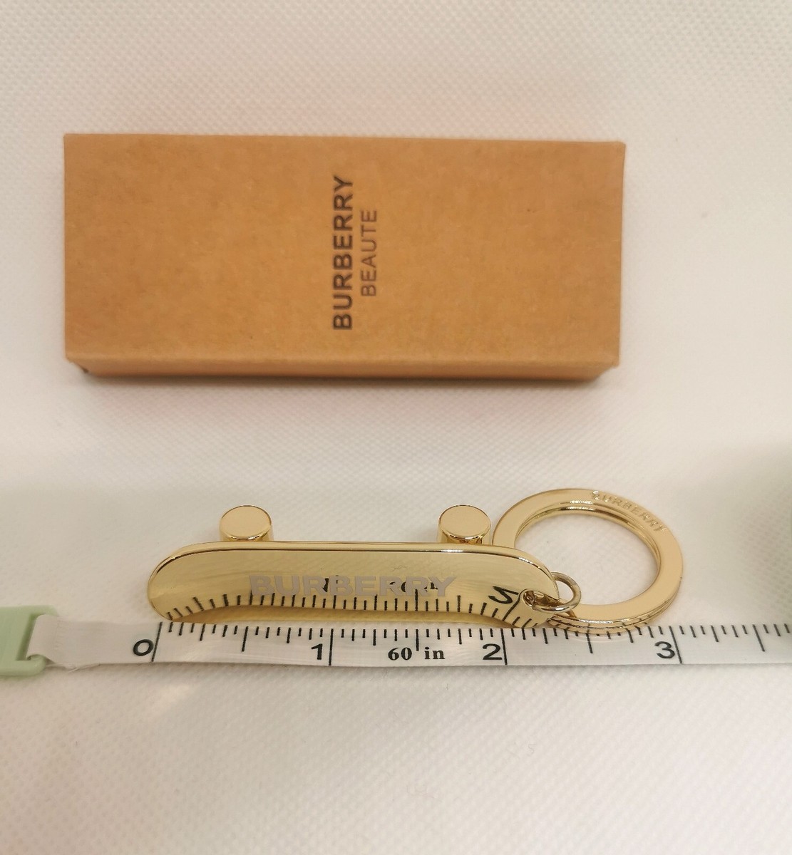 ◇新品未使用 BURBERRY バーバリー スケートボード キーリング チャーム Brand New Burberry Skateboard Keychain Burberry Keychain GWP